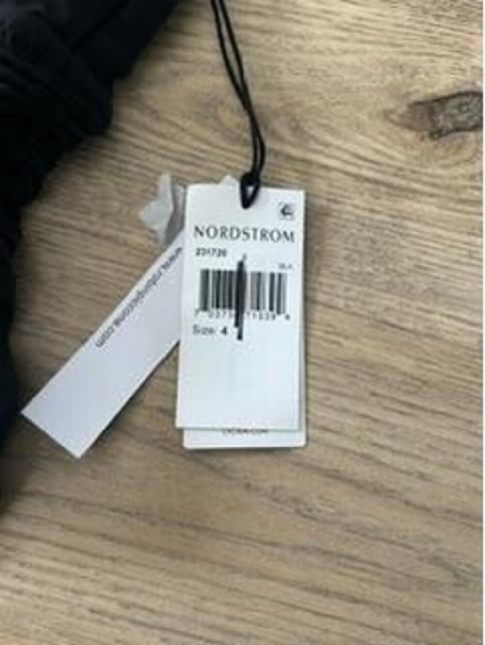 Robin Piccone Ava Plunge One Piece Swimsuit Black Size 4 Nordstrom NWT - Picture 7 of 7